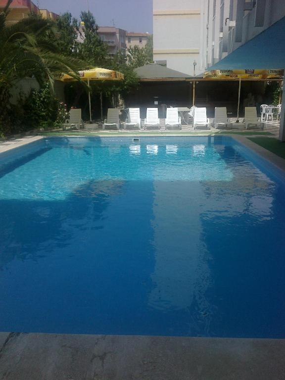 Hotel Santur Kusadası Esterno foto