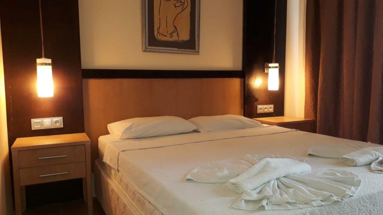 Hotel Santur Kusadası Esterno foto