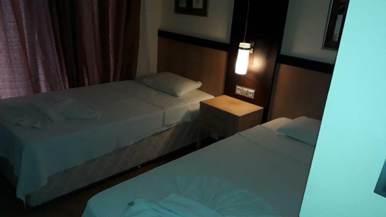 Hotel Santur Kusadası Esterno foto