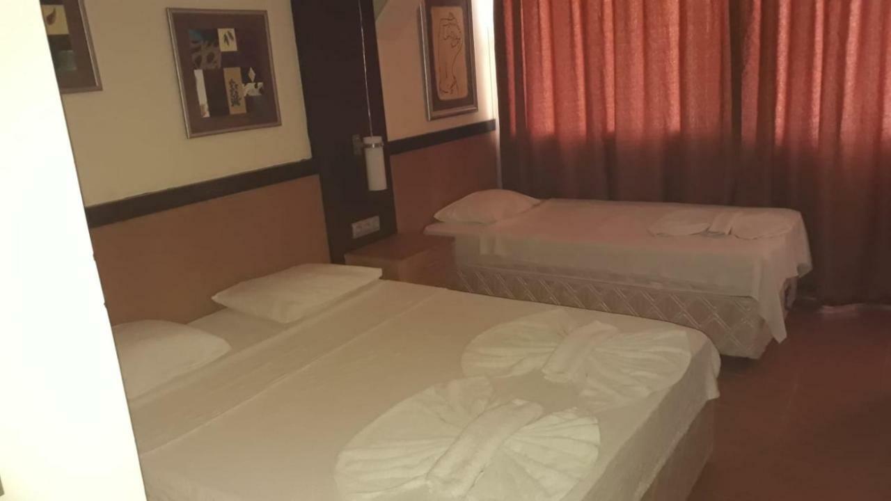 Hotel Santur Kusadası Esterno foto